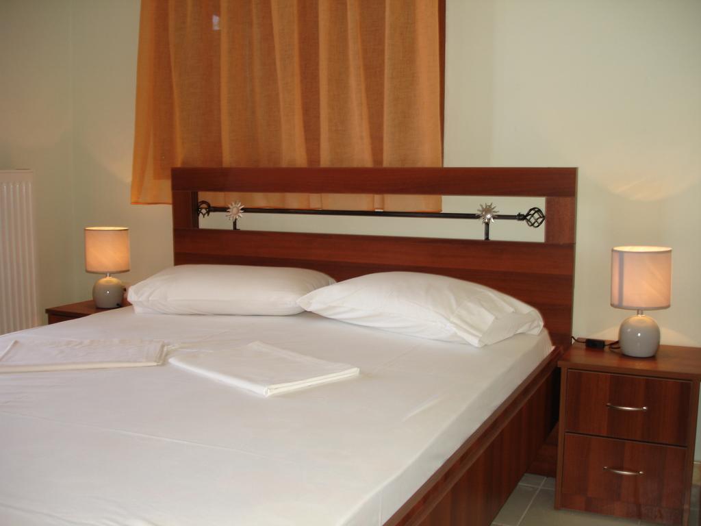 Paschos Rooms Sívota Buitenkant foto